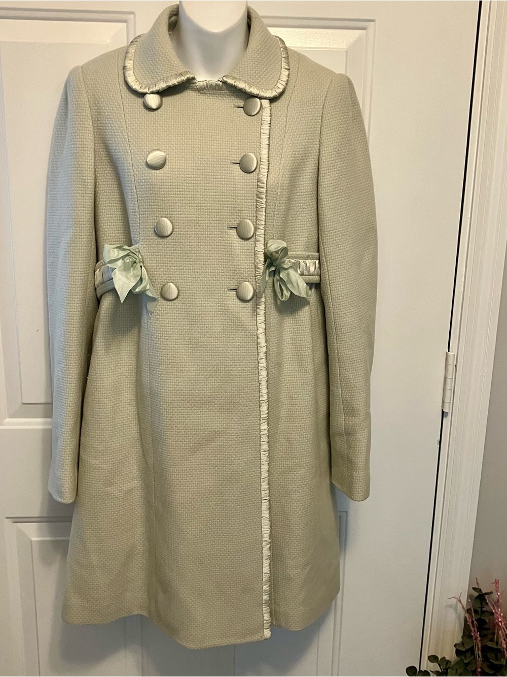 Rebecca Taylor Size 8 Pale Green Double-Breasted Pea Coat with Bow Detail Womens